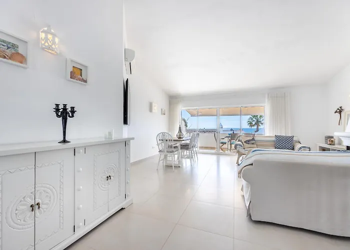 Coolhouses Algarve Luz, 3 Bed Townhouse, Lovely Sea Views, Village Centre, Casa Limoeiro 54lbc *