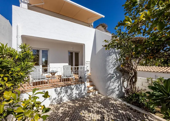 Coolhouses Algarve Luz, 3 Bed Townhouse, Lovely Sea Views, Village Centre, Casa Limoeiro 54lbc * Luz