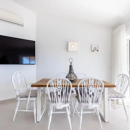 Holiday home Coolhouses Algarve Luz, 3 Bed Townhouse, Lovely Sea Views, Village Centre, Casa Limoeiro 54lbc *