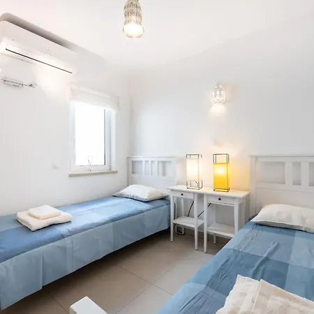 Coolhouses Algarve Luz, 3 Bed Townhouse, Lovely Sea Views, Village Centre, Casa Limoeiro 54lbc * Luz