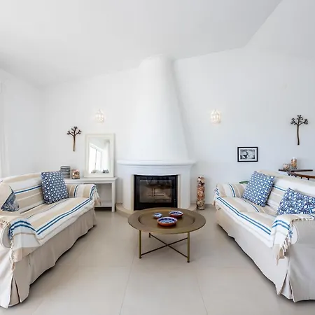 Hébergement de vacances Coolhouses Algarve Luz, 3 Bed Townhouse, Lovely Sea Views, Village Centre, Casa Limoeiro 54lbc Luz