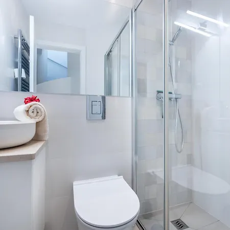 Coolhouses Algarve Luz, 3 Bed Townhouse, Lovely Sea Views, Village Centre, Casa Limoeiro 54lbc *